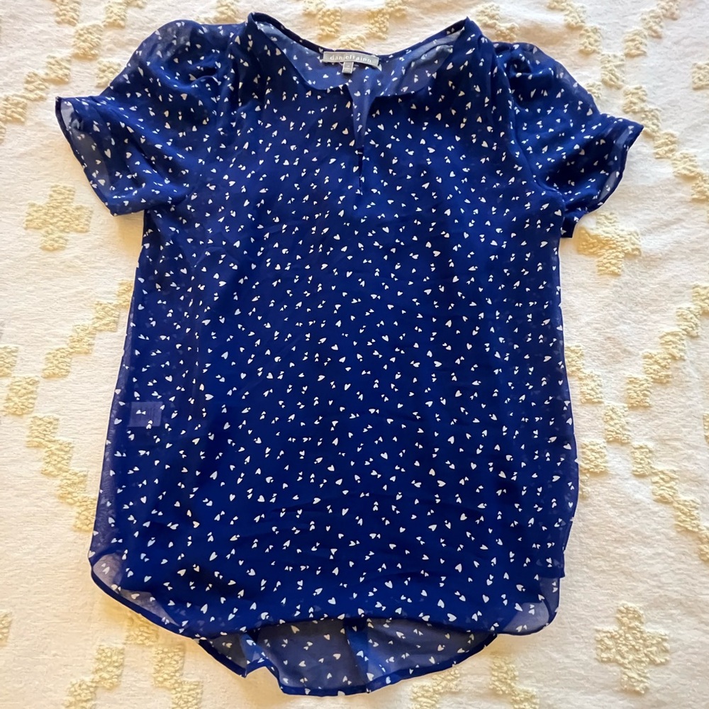 Daniel Rainn women’s Sheer blouse with Camisole. Royal Blue. Size Medium.